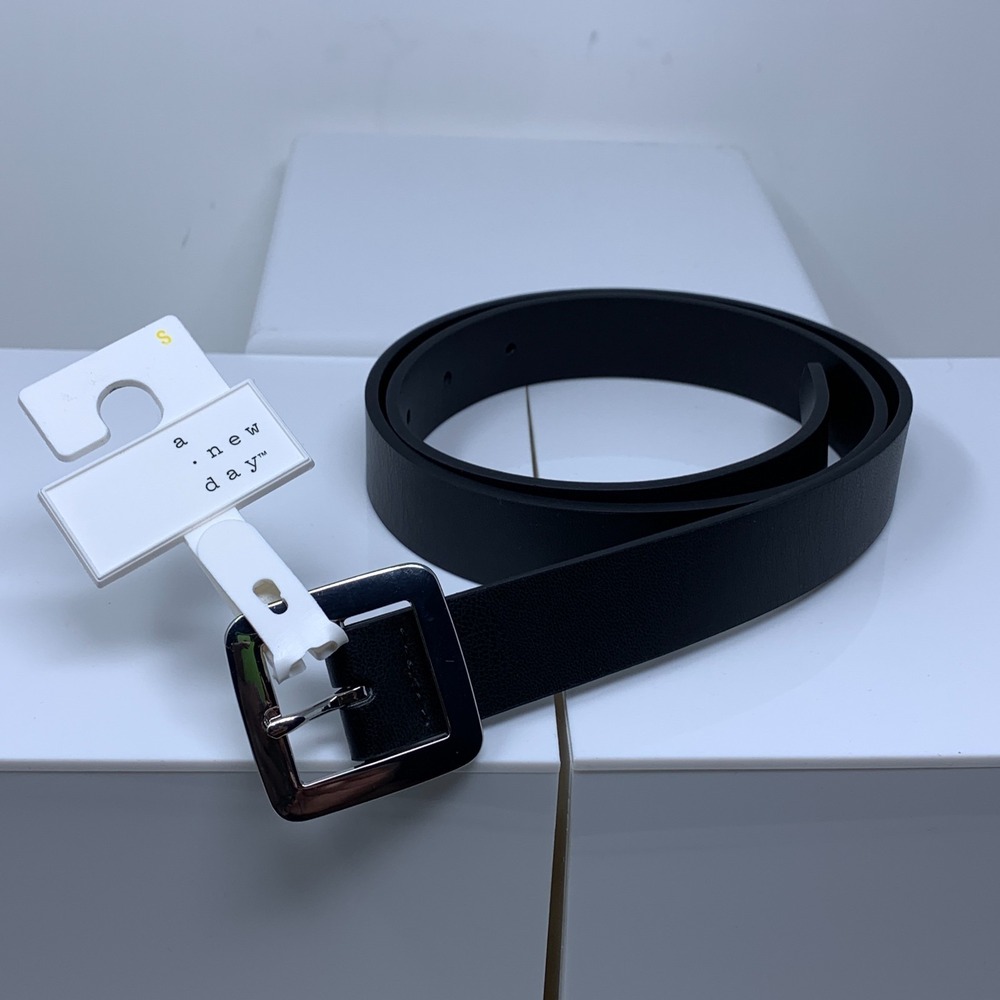 A New Day Womens Size Small Black Faux Leather Belt NWT
